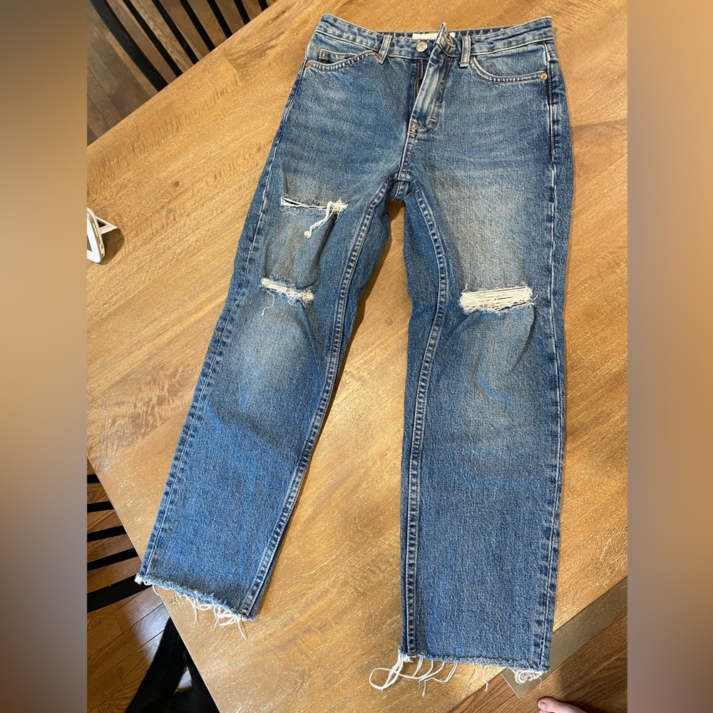 Topshop women’s denim distressed jean 25